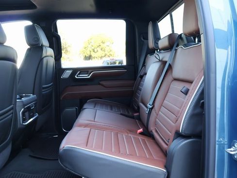 New 2026 GMC Sierra 2500 Denali Ultimate image 13