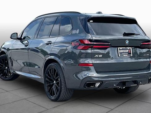 Used 2026 BMW X5 xDrive40i w/ M Sport Package AWD/4WD image 11