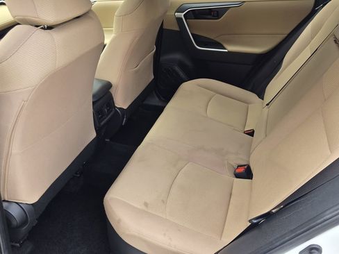 Used 2023 Toyota RAV4 LE image 11