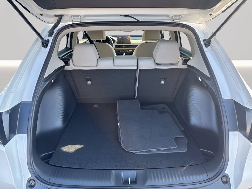 Certified 2026 Honda HR-V LX image 18
