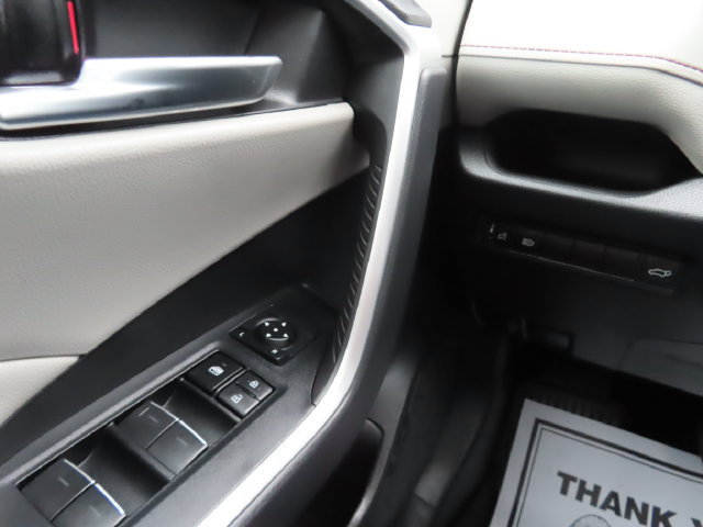 Used 2022 Toyota RAV4 XLE w/ Convenience Package AWD/4WD image 33