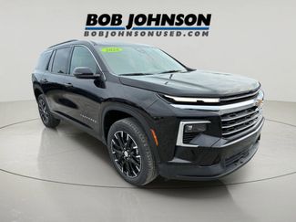 Used 2025 Chevrolet Traverse LT w/ Sun and Wheel Package AWD/4WD video 1