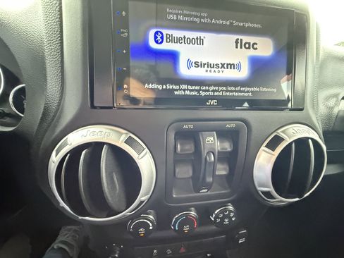 Used 2012 Jeep Wrangler Unlimited Sport image 29