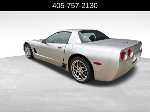 Used 2004 Chevrolet Corvette Z06 w/ Memory Package RWD image 3