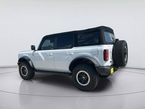 Certified 2024 Ford Bronco Outer Banks w/ Sasquatch Package AWD/4WD image 6
