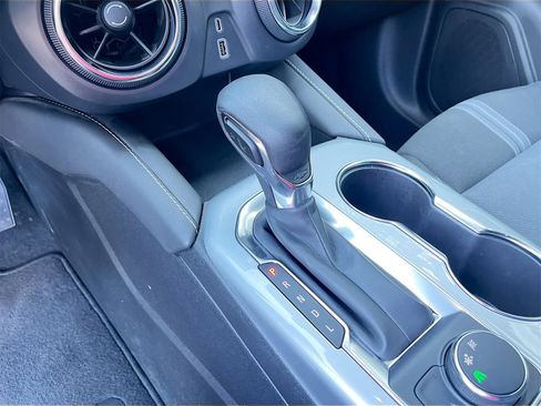 Used 2025 Chevrolet Blazer LT image 16