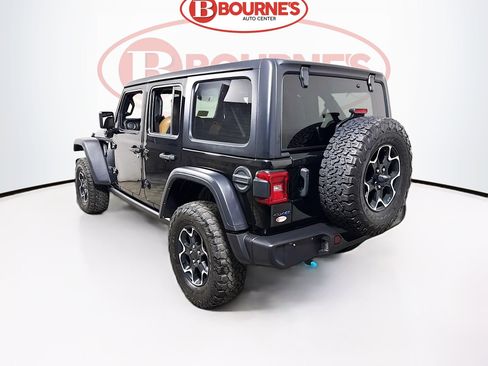 Used 2023 Jeep Wrangler Unlimited Rubicon 4xe w/ Cold Weather Group AWD/4WD image 9