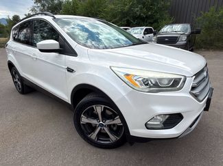 Used 2017 Ford Escape SE w/ SE Leather Comfort Package FWD video 1