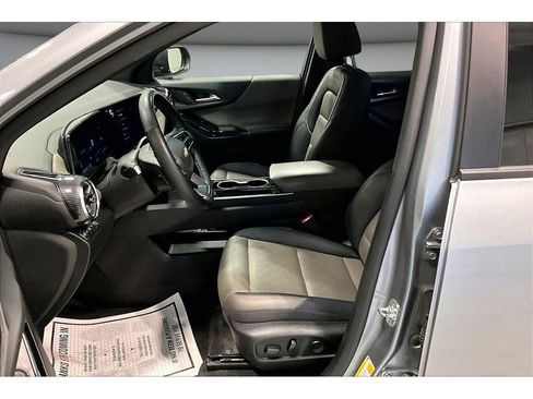 Used 2025 Chevrolet Equinox LT w/ Convenience Package II AWD/4WD image 25