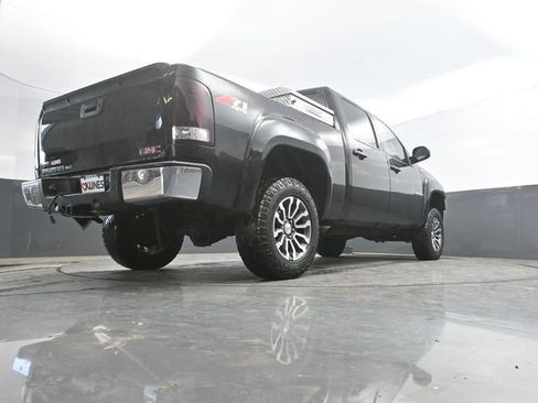 Used 2010 GMC Sierra 1500 SLT w/ All-Terrain Package AWD/4WD image 42