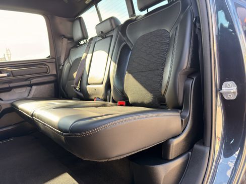 Used 2020 RAM 1500 Sport w/ Comfort & Convenience Group AWD/4WD image 17