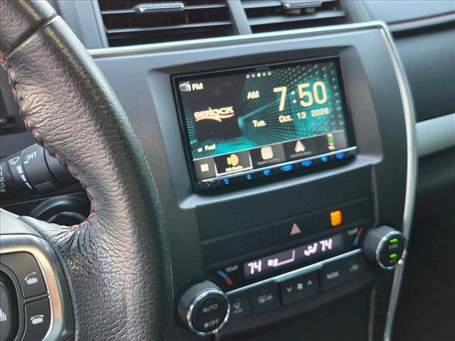 Used 2015 Toyota Camry XSE FWD image 12