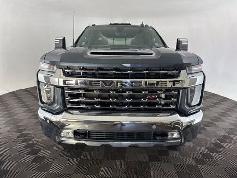Used 2020 Chevrolet Silverado 2500 LTZ w/ LTZ Premium Package image 3