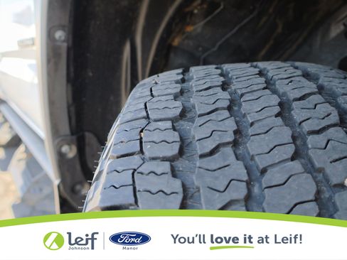 Used 2023 Toyota Tacoma TRD Off-Road image 10