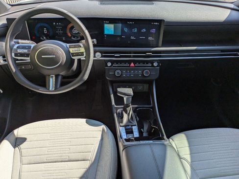 New 2026 Hyundai Santa Cruz SEL FWD image 17