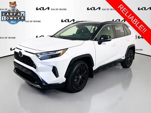 Used 2025 Toyota RAV4 XSE w/ Advanced Technology Package AWD/4WD image 3