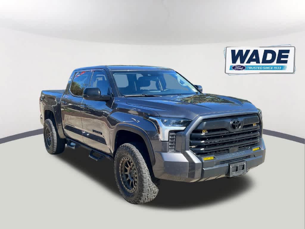 Used 2023 Toyota Tundra SR5 AWD/4WD image 3