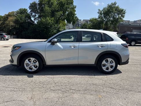 Used 2025 Honda HR-V LX image 2