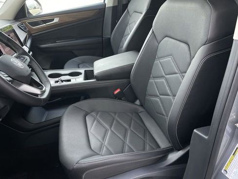 Used 2026 Volkswagen Atlas SE AWD/4WD image 11