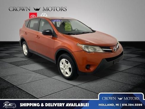 Used 2015 Toyota RAV4 LE FWD image 1
