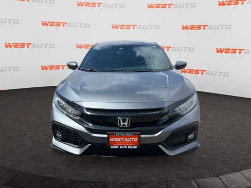 Used 2019 Honda Civic Sport Touring image 8