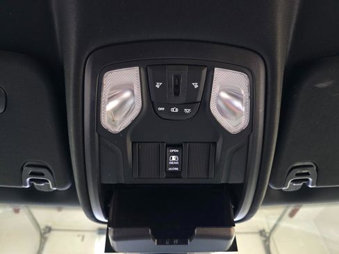 Used 2019 RAM 1500 Big Horn image 36