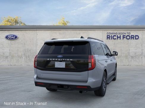 New 2026 Ford Expedition Active AWD/4WD image 8