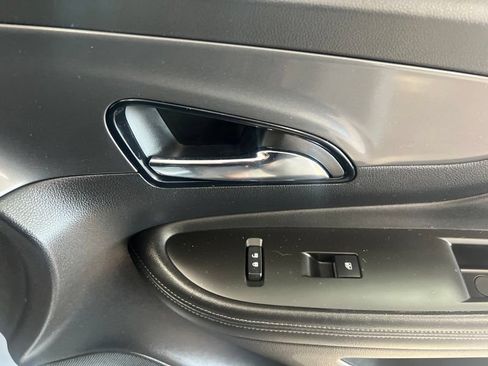 Used 2017 Buick Encore Preferred FWD image 14