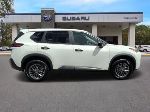 Used 2023 Nissan Rogue S AWD/4WD image 7
