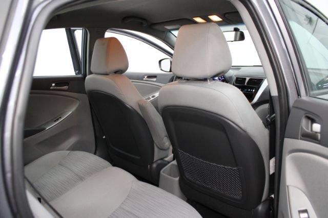 Used 2016 Hyundai Accent SE FWD image 19