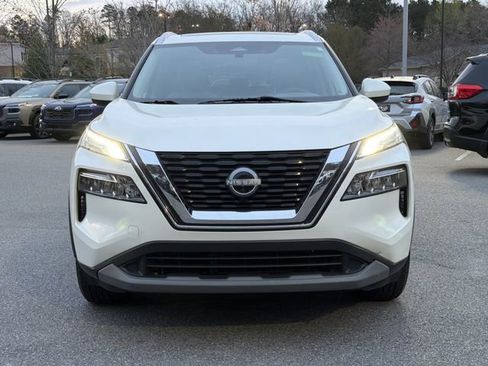 Used 2023 Nissan Rogue SV w/ SV Premium B Package image 8