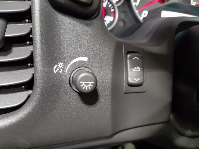 Used 2010 Chevrolet Corvette Convertible w/ Preferred Equipment Group RWD image 34