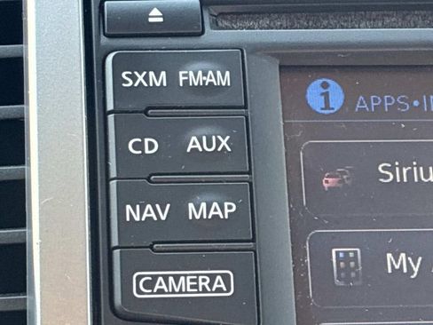 Used 2019 Nissan Frontier PRO-4X AWD/4WD image 32