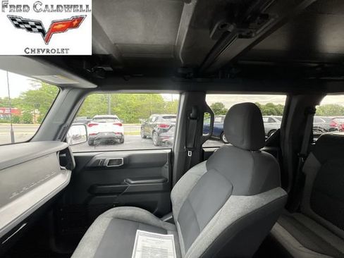 Used 2025 Ford Bronco Big Bend AWD/4WD image 12