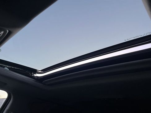 Used 2020 Cadillac Escalade ESV Luxury image 48