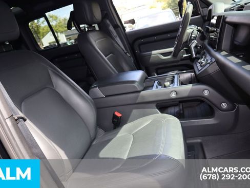 Used 2023 Land Rover Defender 110 V8 image 30