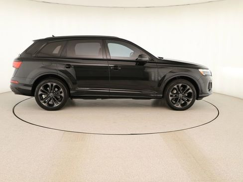 Used 2025 Audi Q7 3.0T Premium Plus w/ Premium Plus Package image 8