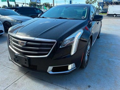 Used 2018 Cadillac XTS Luxury FWD image 3