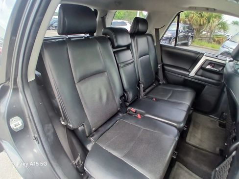Used 2016 Toyota 4Runner Limited AWD/4WD image 17