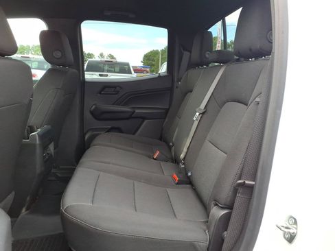 Used 2025 Chevrolet Colorado Trail Boss AWD/4WD image 22