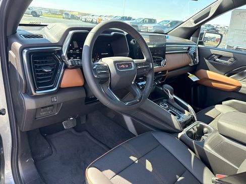 New 2026 GMC Canyon AT4 image 18