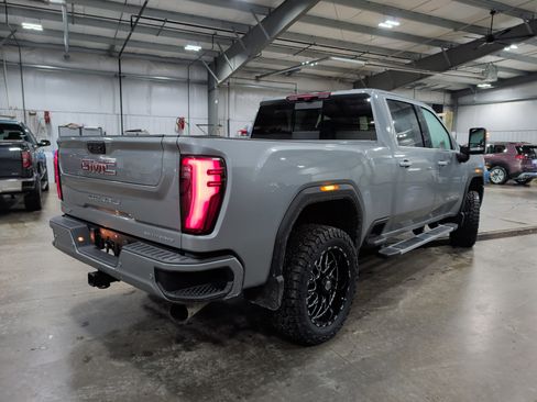 Used 2024 GMC Sierra 3500 Denali w/ Denali Reserve Package image 3