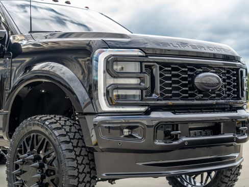 Used 2025 Ford F450 Platinum image 21