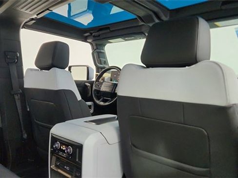 Used 2024 GMC Hummer EV 3X w/ Omega Edition image 26