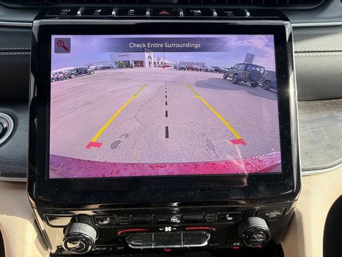 Used 2025 Jeep Grand Cherokee L Limited RWD image 22