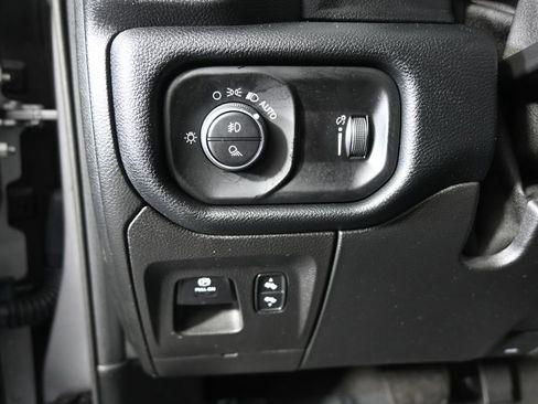 Used 2021 RAM 1500 Big Horn image 23