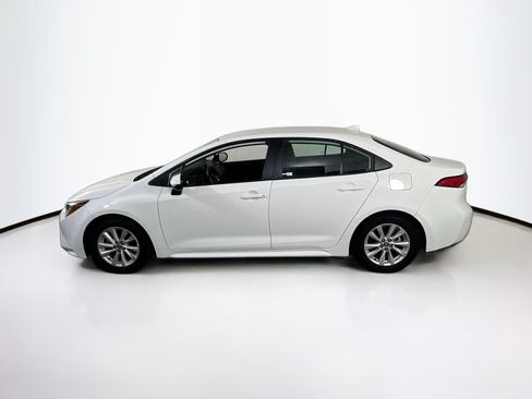 Used 2024 Toyota Corolla LE FWD image 8