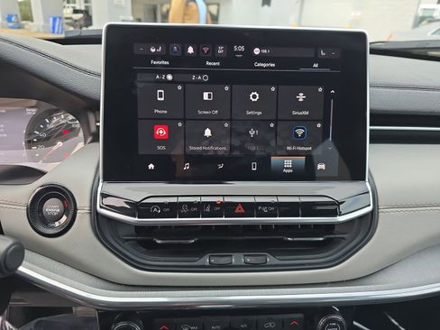 Used 2024 Jeep Compass Limited image 25