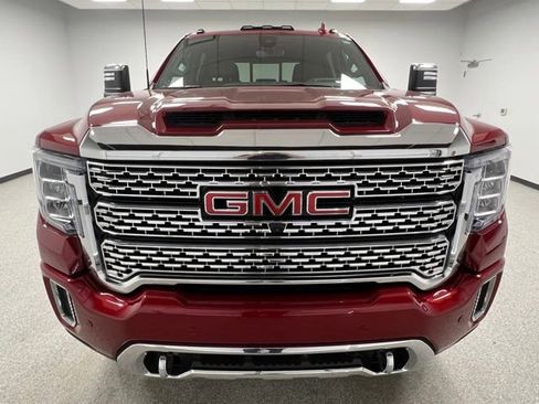Used 2022 GMC Sierra 3500 Denali w/ Denali Ultimate Package AWD/4WD image 3