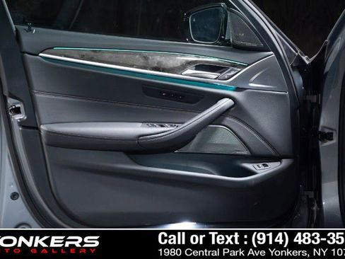 Used 2023 BMW 540i xDrive w/ M Sport Package image 27